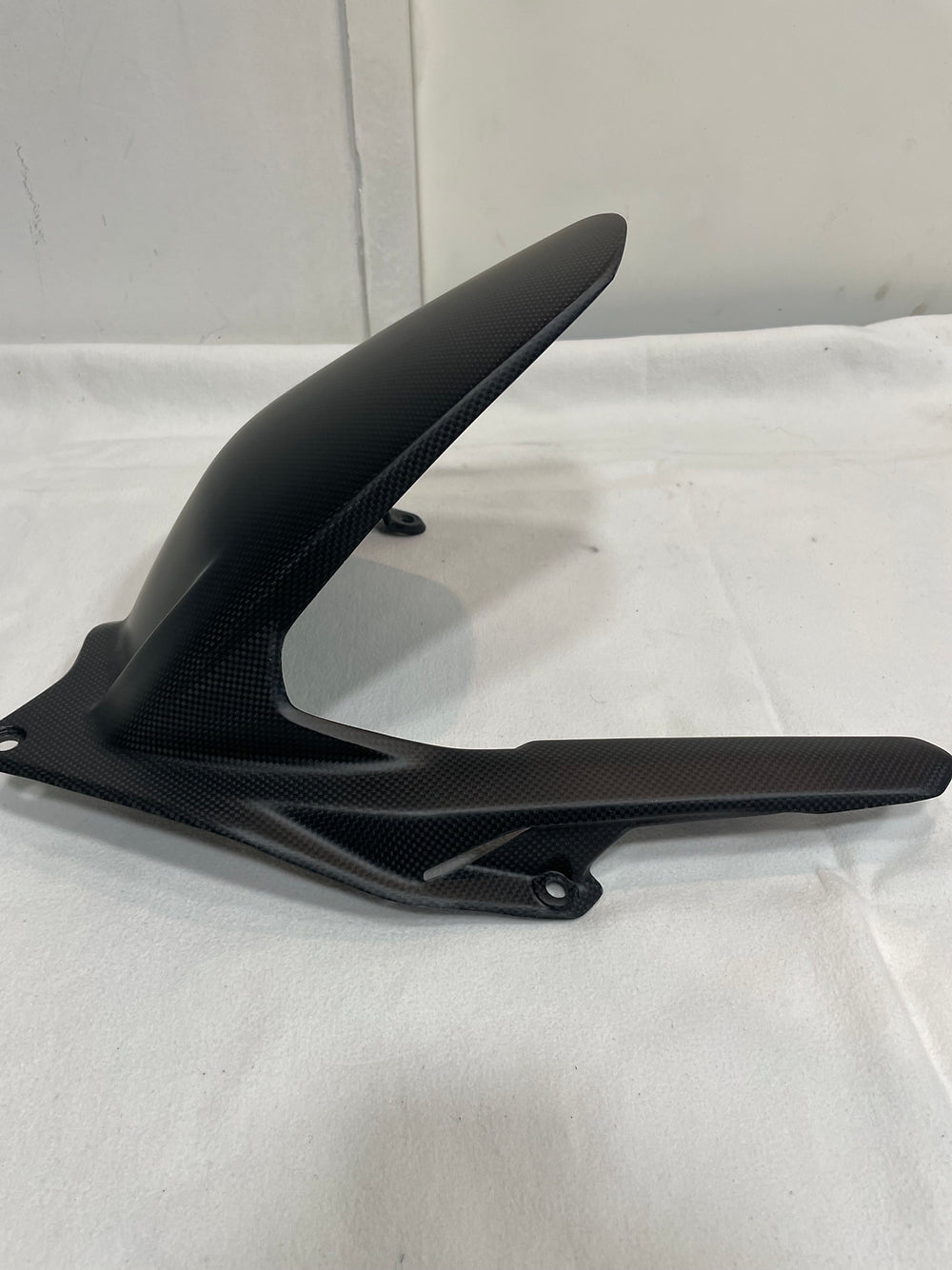 GARDE BOUE ARRIERE CARBON DUCATI PANIGALE V4 S 2025